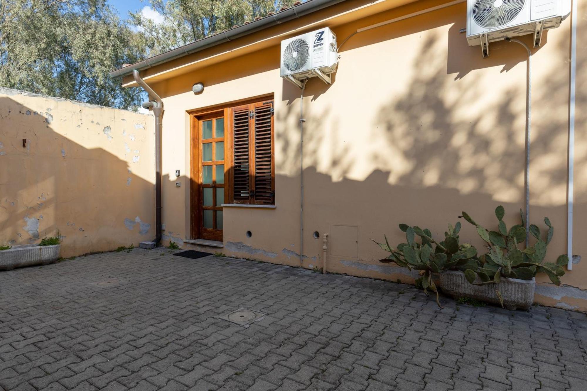 Four Shades Of Pisa Apartments Exterior foto